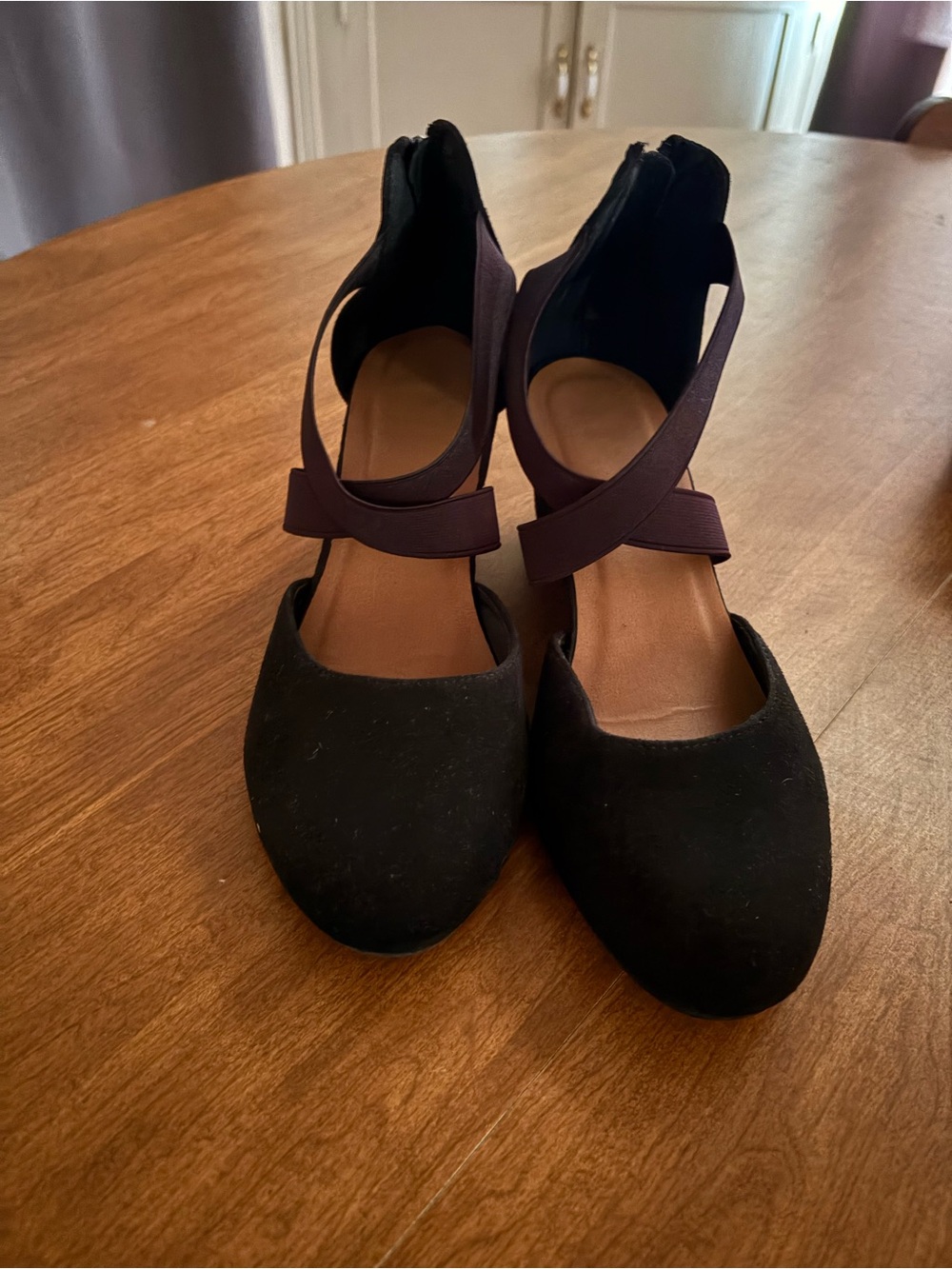 Daisy Fuentes Black and Dark Purple Cross-Strap Wedge Flats